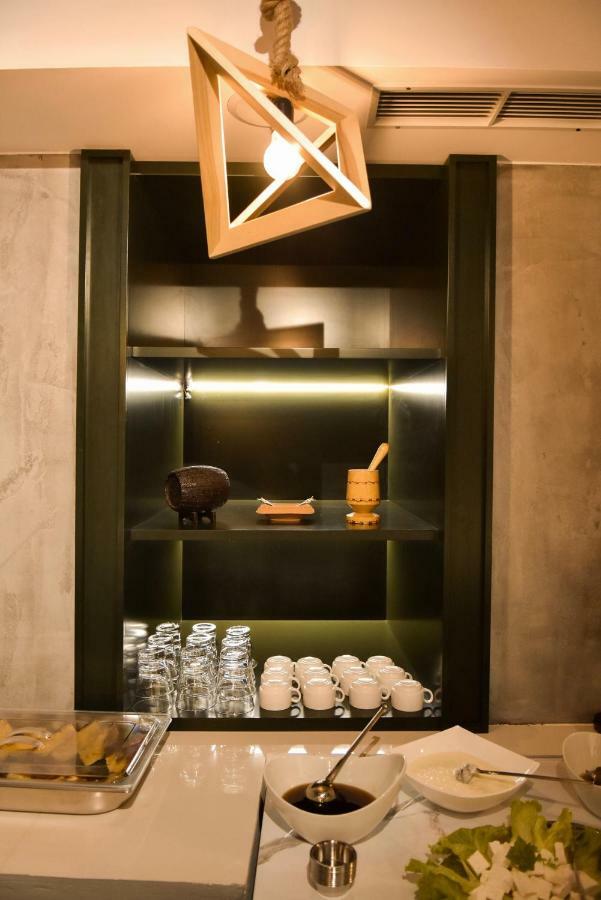 Hotel Lahuta Bajram Curri ภายนอก รูปภาพ