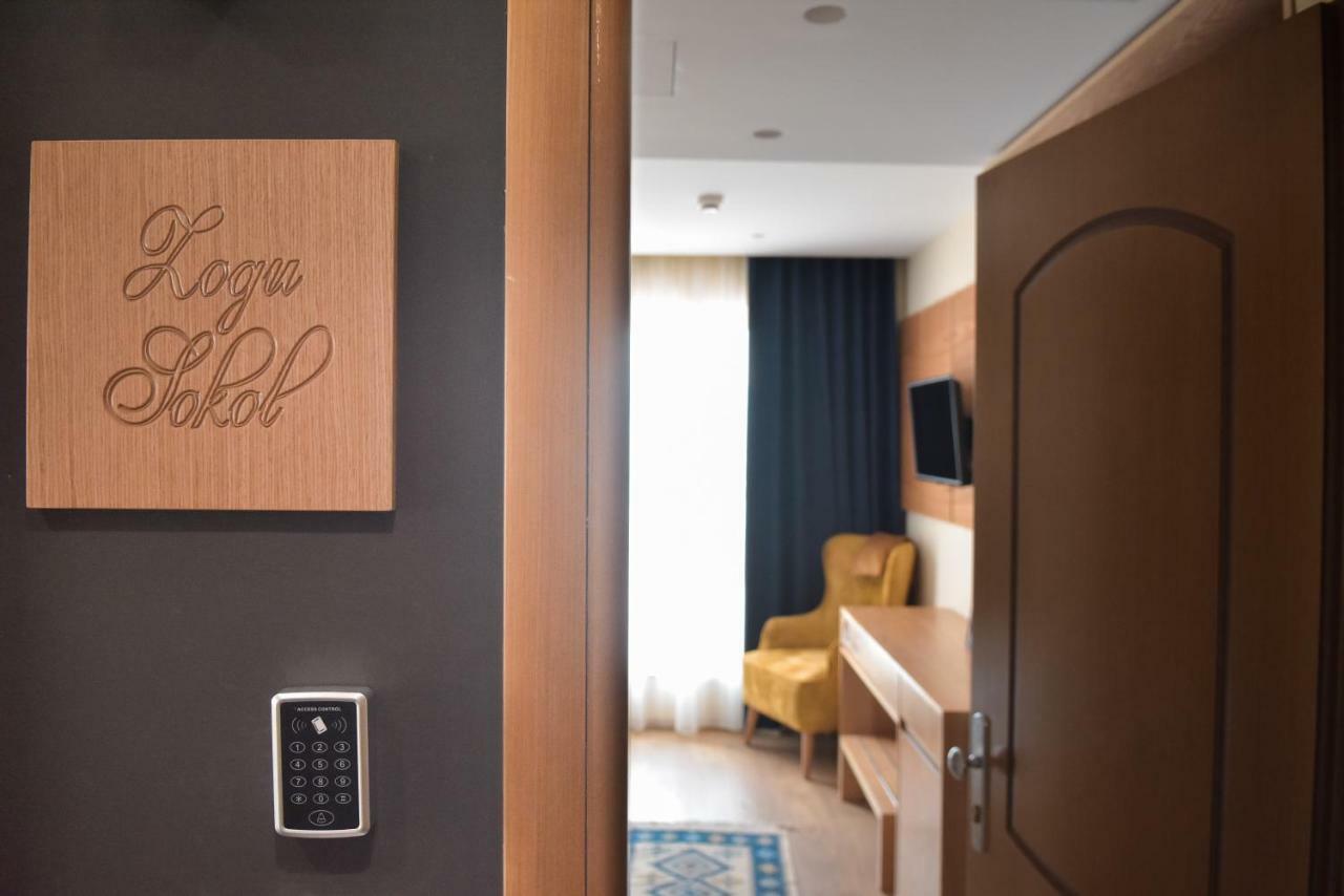 Hotel Lahuta Bajram Curri ภายนอก รูปภาพ